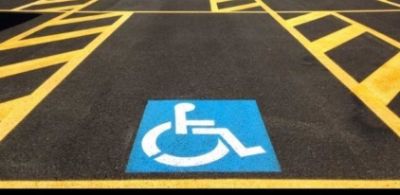 Parcheggio-per-disabili